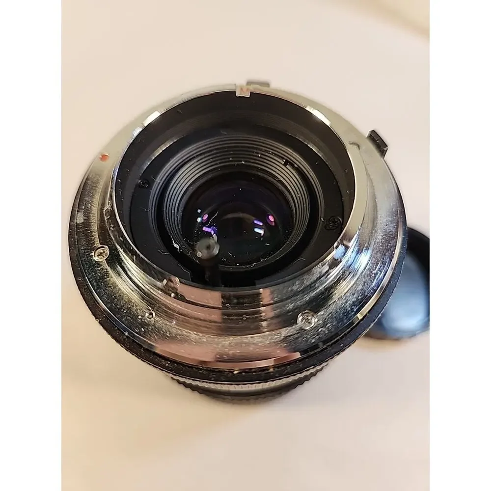 Vivitar 35-105mm 1:3.2-4 MC Macro Focusing Zoom Lens (6A)